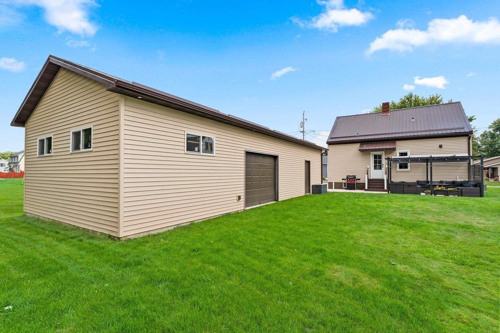 Photo of 532 Robbins STREET, Seymour, WI 54165 (MLS # 50330693)