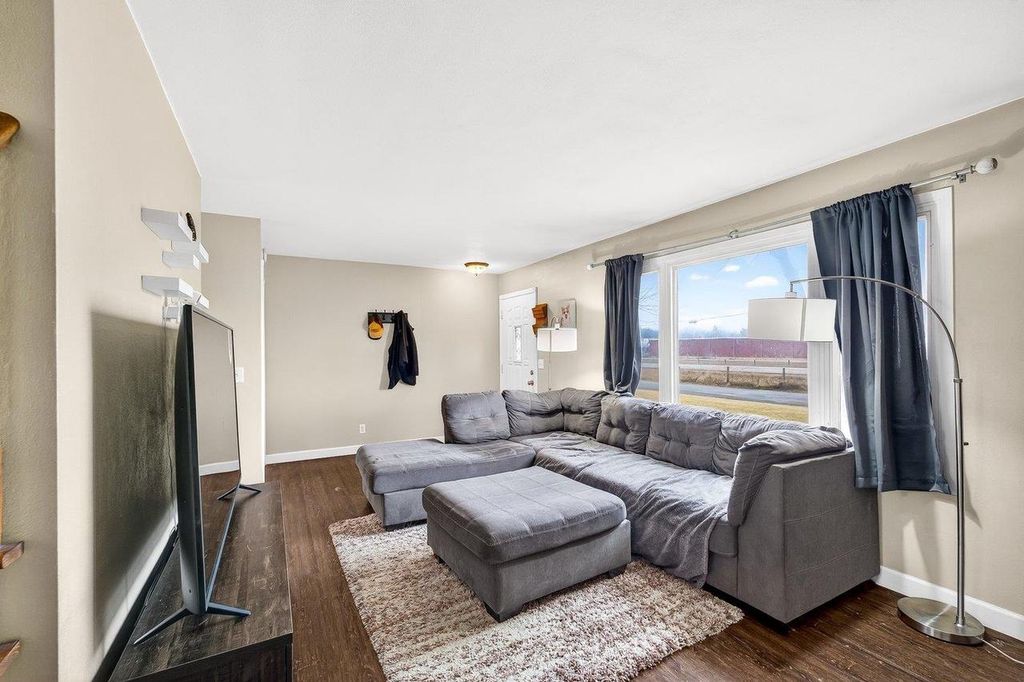 Photo of 1529 Ivory DRIVE, Sun Prairie, WI 53590 (MLS # 2016722)