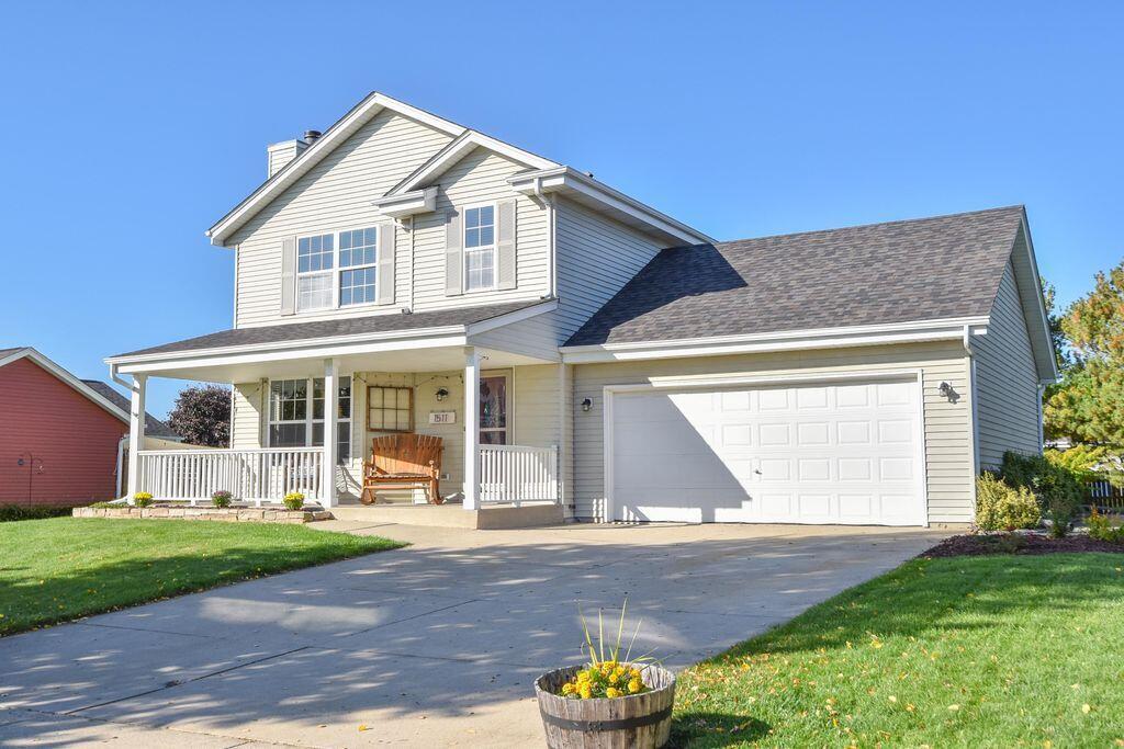 Photo of 1511 Redtail DRIVE, Hartford, WI 53027 (MLS # 1983626)