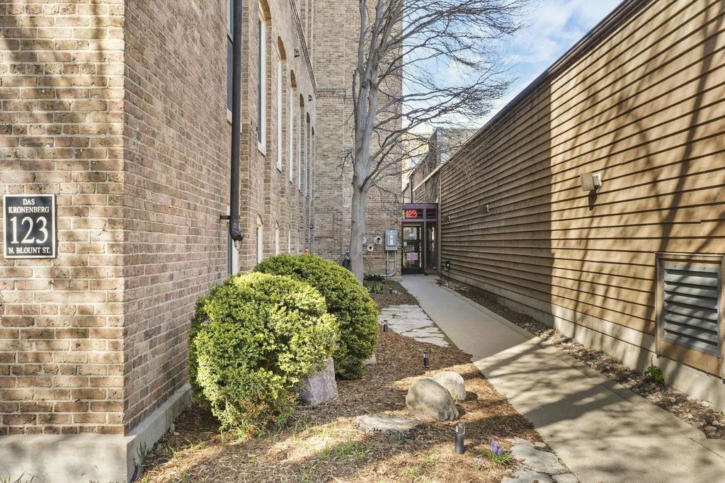 Photo of 123 N Blount STREET #404, Madison, WI 53703 (MLS # 2021881)
