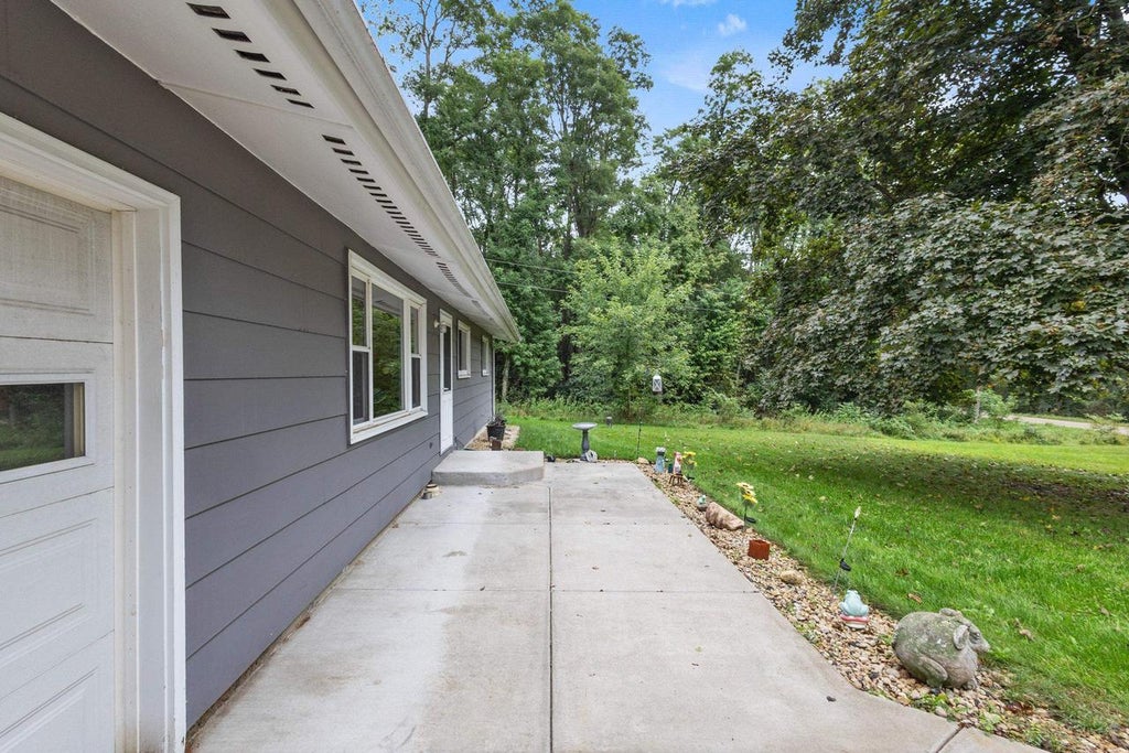 Photo of W10286 County Road O, Portage, WI 53901 (MLS # 2033058)