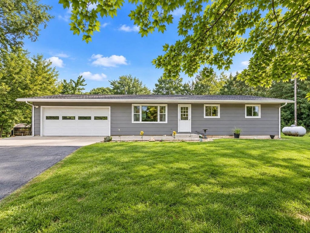 Photo of W10286 County Road O, Portage, WI 53901 (MLS # 2033058)