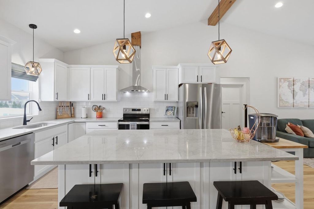 Photo of 6480 Revere PASS, Deforest, WI 53532 (MLS # 2018891)