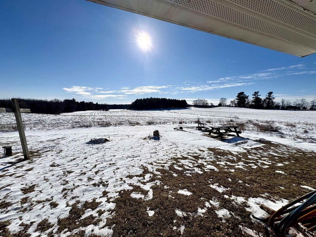 Photo of W10349 Valley View ROAD, Shawano, WI 54166 (MLS # 50318575)
