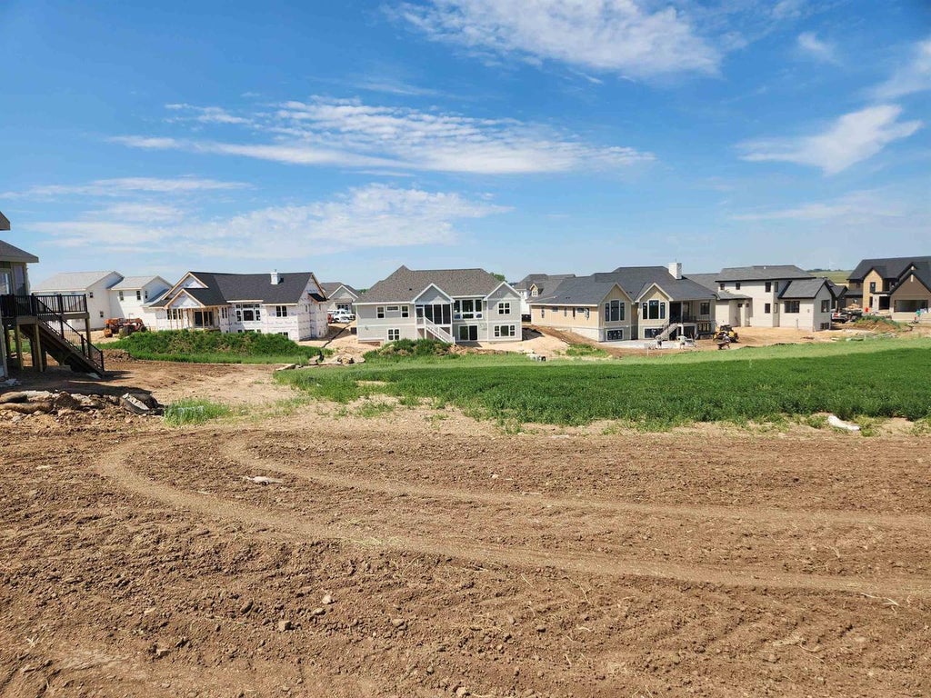 Photo of 1417 Atlas TRAIL, Waunakee, WI 53597 (MLS # 2025180)