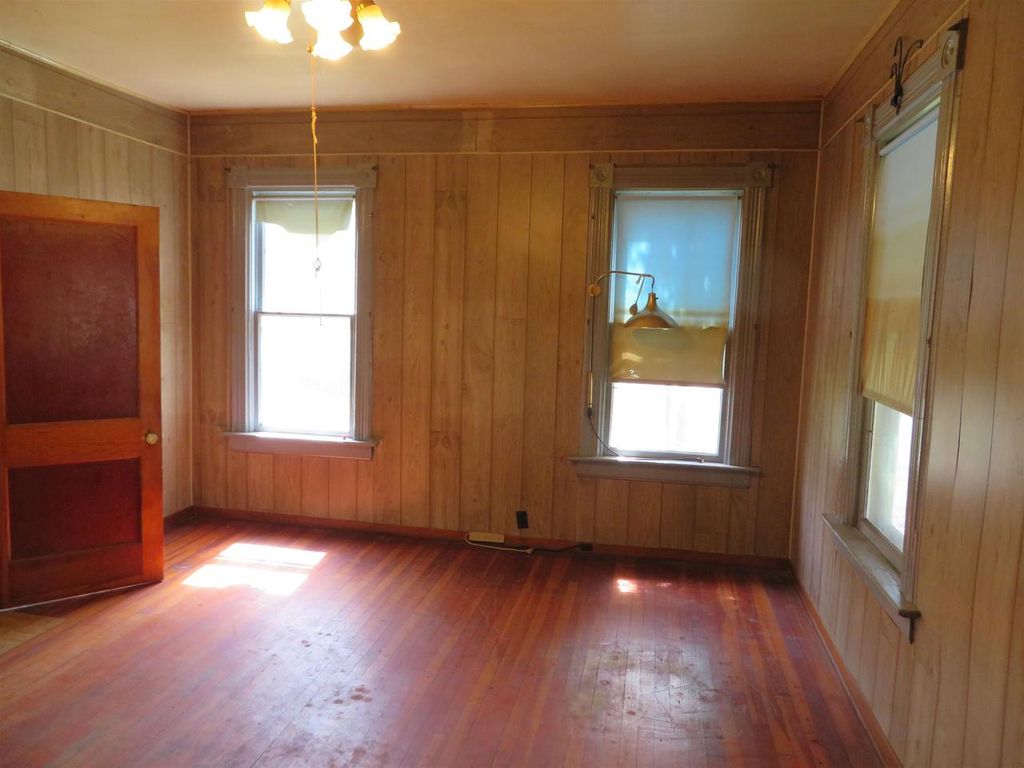 Photo of 507 Cottage STREET, Merrill, WI 54452 (MLS # 22601927)