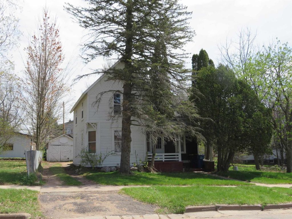 Photo of 507 Cottage STREET, Merrill, WI 54452 (MLS # 22601927)