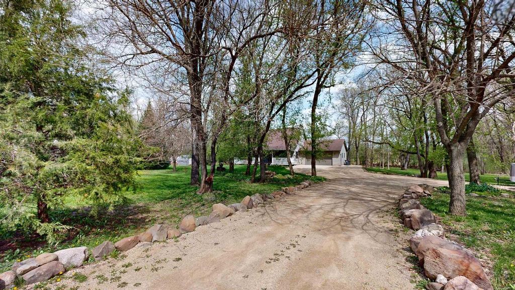 Photo of N920 US Highway 12, Fort Atkinson, WI 53538 (MLS # 2021661)