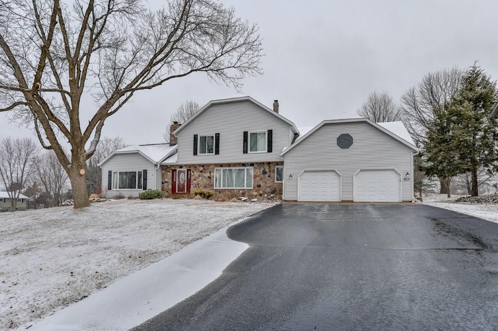Photo of 1706 Woodland Ridge ROAD, Wausau, WI 54401 (MLS # 22600983)