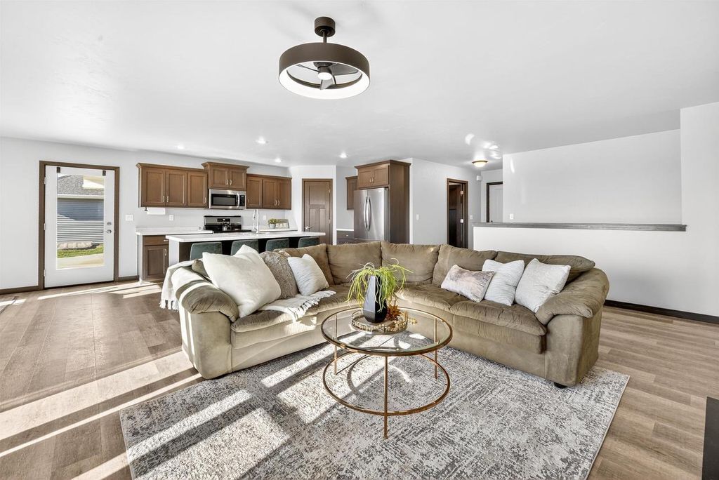 Photo of 4629 Richard LANE, Green Bay, WI 54313 (MLS # 50318347)