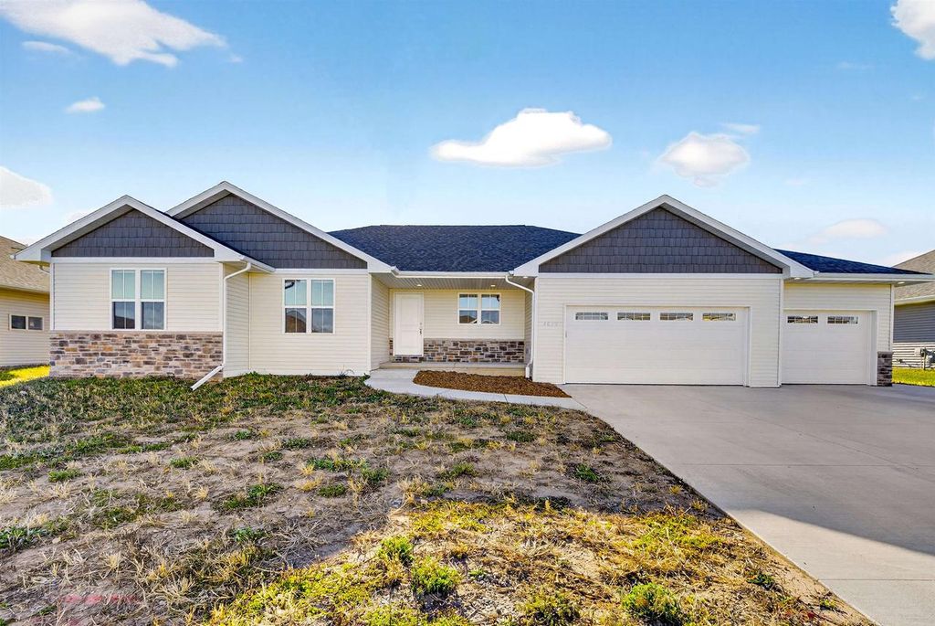 Photo of 4629 Richard LANE, Green Bay, WI 54313 (MLS # 50318347)