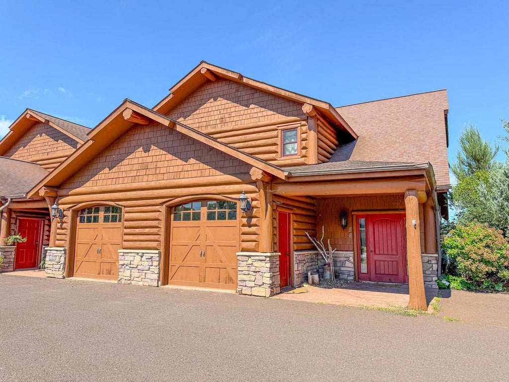 Photo of 2729 Lake Shore DRIVE #5, Ashland, WI 54806 (MLS # 22604405)
