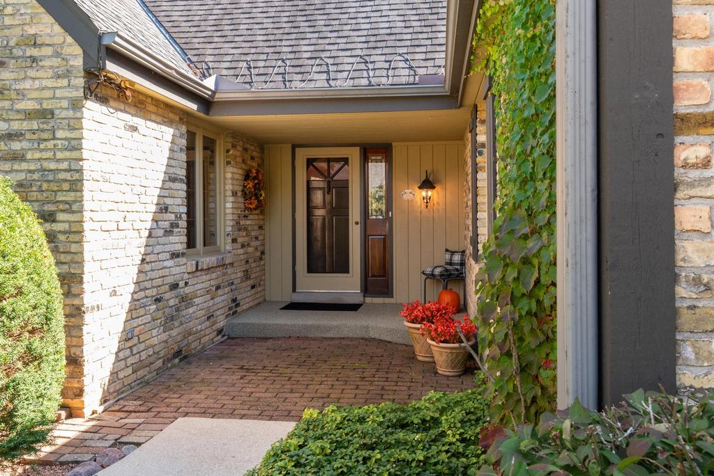 Photo of 2627 W Lake Isle DRIVE, Mequon, WI 53092 (MLS # 1934657)