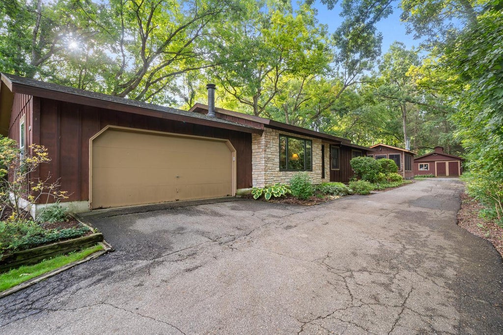 Photo of W4371 Laurel STREET, Lake Geneva, WI 53147 (MLS # 1981344)