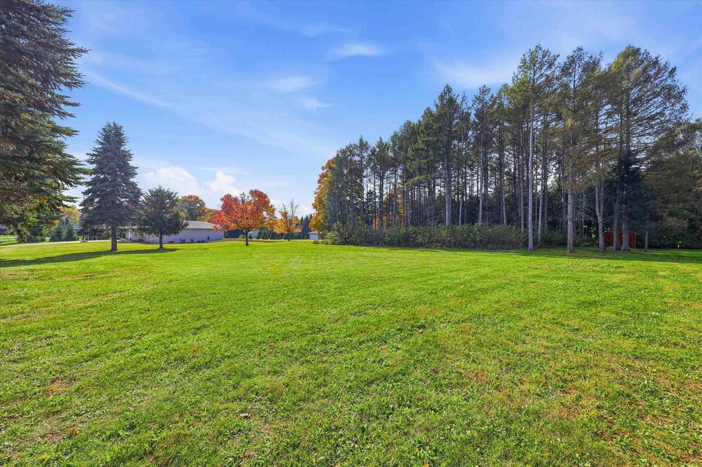 Photo of Sharon Rose COURT, Freedom, WI 54913 (MLS # 50334614)