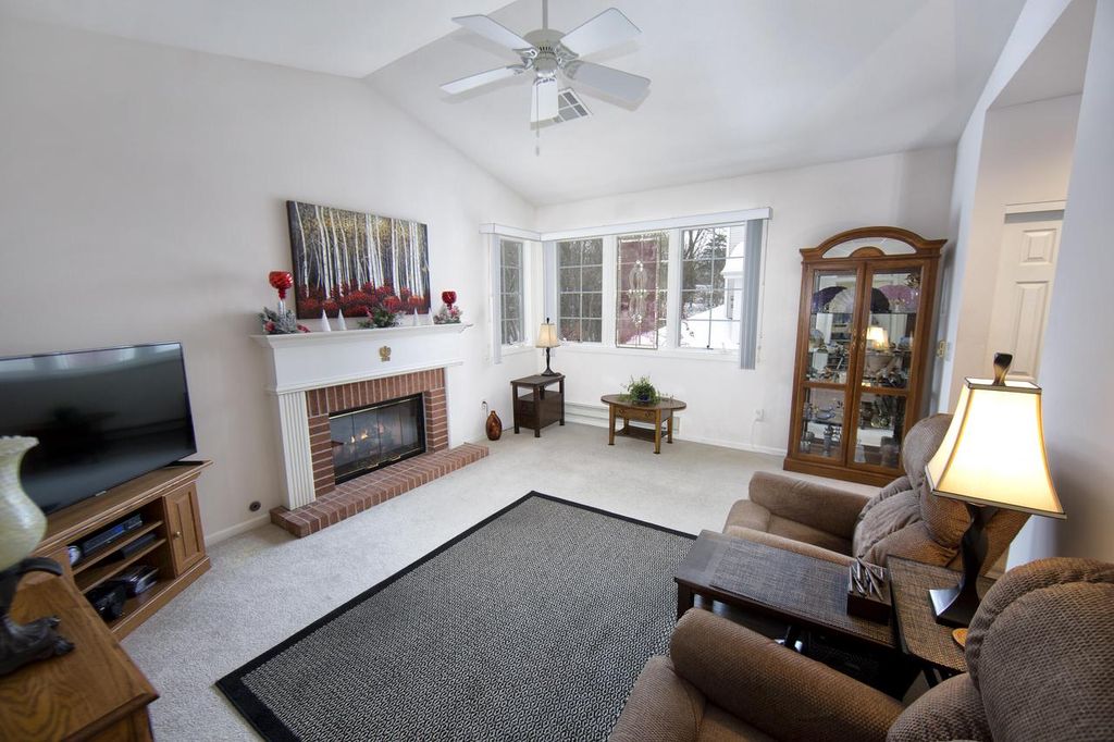 Photo of 8991 Woodbridge DRIVE, Greendale, WI 53129 (MLS # 1945037)