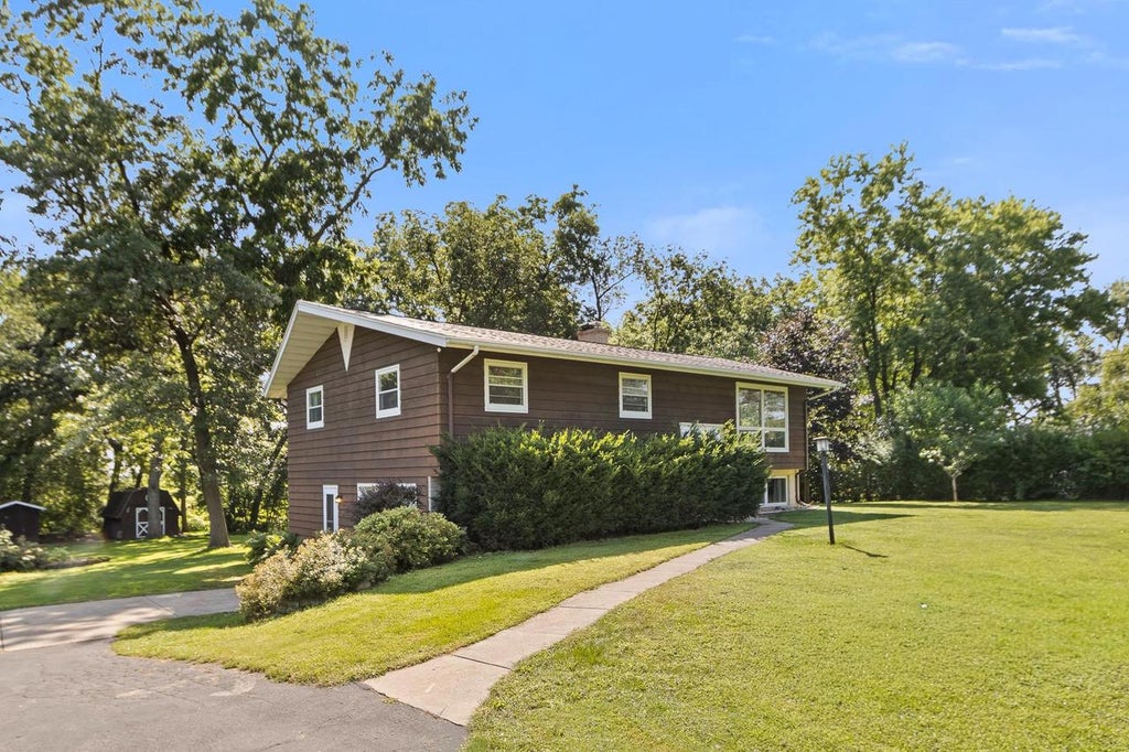Photo of 158 King Lake ROAD, Brooklyn, WI 53521 (MLS # 2031026)