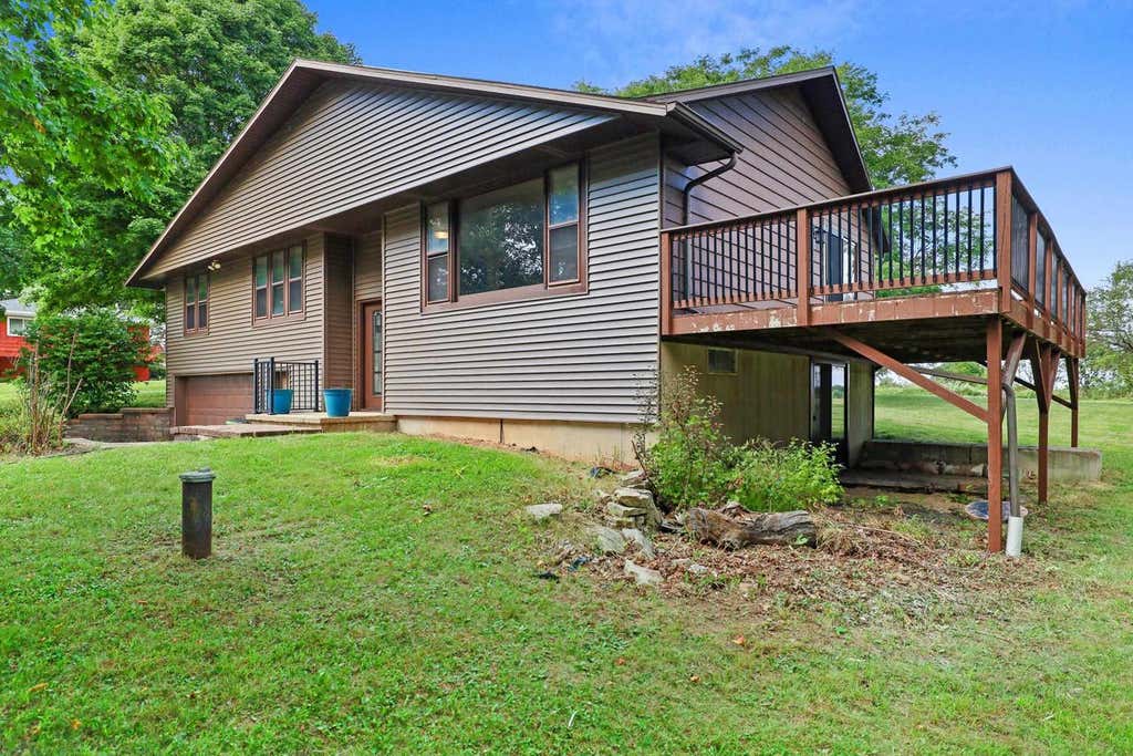 Photo of 2842 Fairview ROAD, Neenah, WI 54956 (MLS # 50331780)