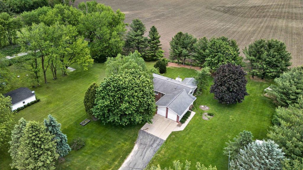 Photo of 5170 Reiner ROAD, Madison, WI 53718 (MLS # 2024134)