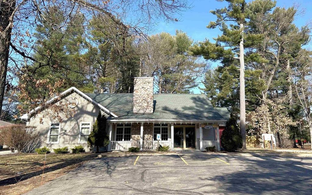 Photo of N2723 County Road Qq, Waupaca, WI 54981 (MLS # 50319632)