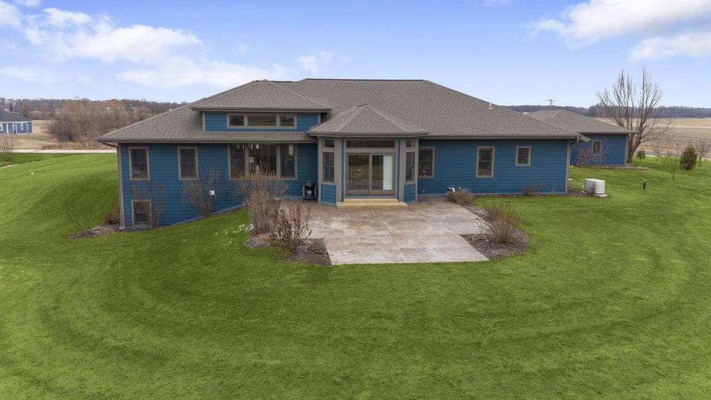 Photo of 3420 Britton RIDGE, Union Grove, WI 53182 (MLS # 1951862)