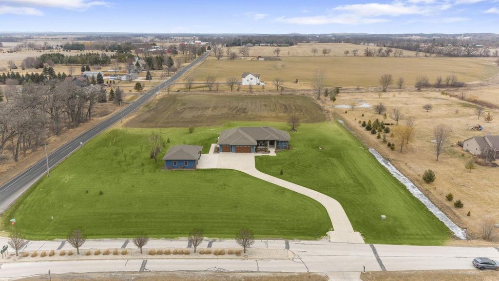 Photo of 3420 Britton RIDGE, Union Grove, WI 53182 (MLS # 1951862)
