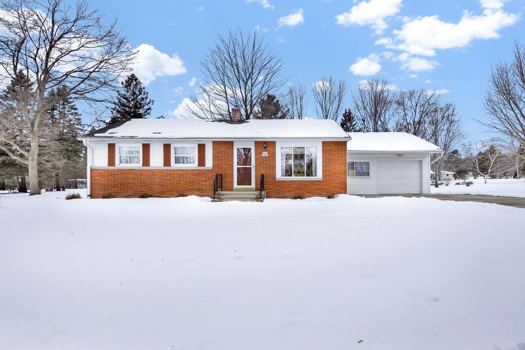 Photo of W150S6441 Spring LANE, Muskego, WI 53150 (MLS # 1949765)