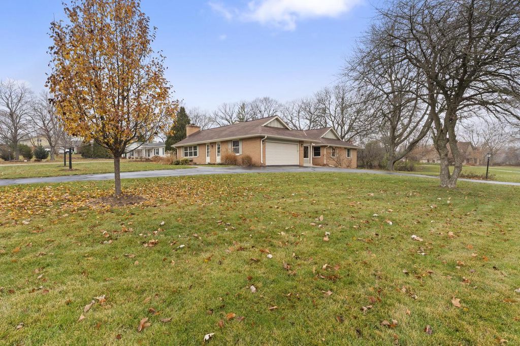 Photo of 14840 Pomona ROAD, Brookfield, WI 53005 (MLS # 1942949)