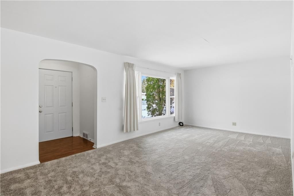 Photo of 1709 Hopkins AVENUE, Eau Claire, WI 54701 (MLS # 1597872)