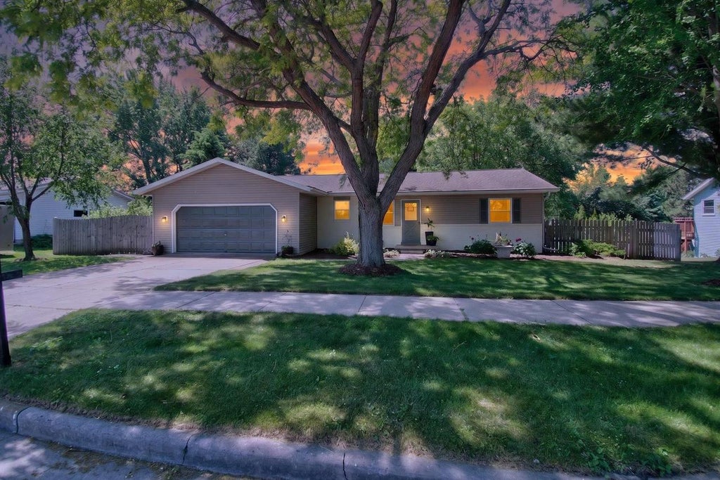 Photo of 1156 12th STREET, Baraboo, WI 53913 (MLS # 2025261)