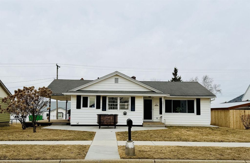 Photo of 1009 30th AVENUE, Monroe, WI 53566 (MLS # 2017098)