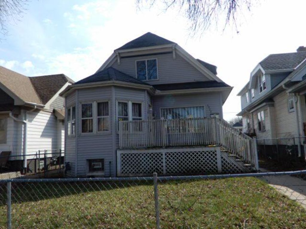 Photo of 3926 N 24th PLACE, Milwaukee, WI 53206 (MLS # 1957192)