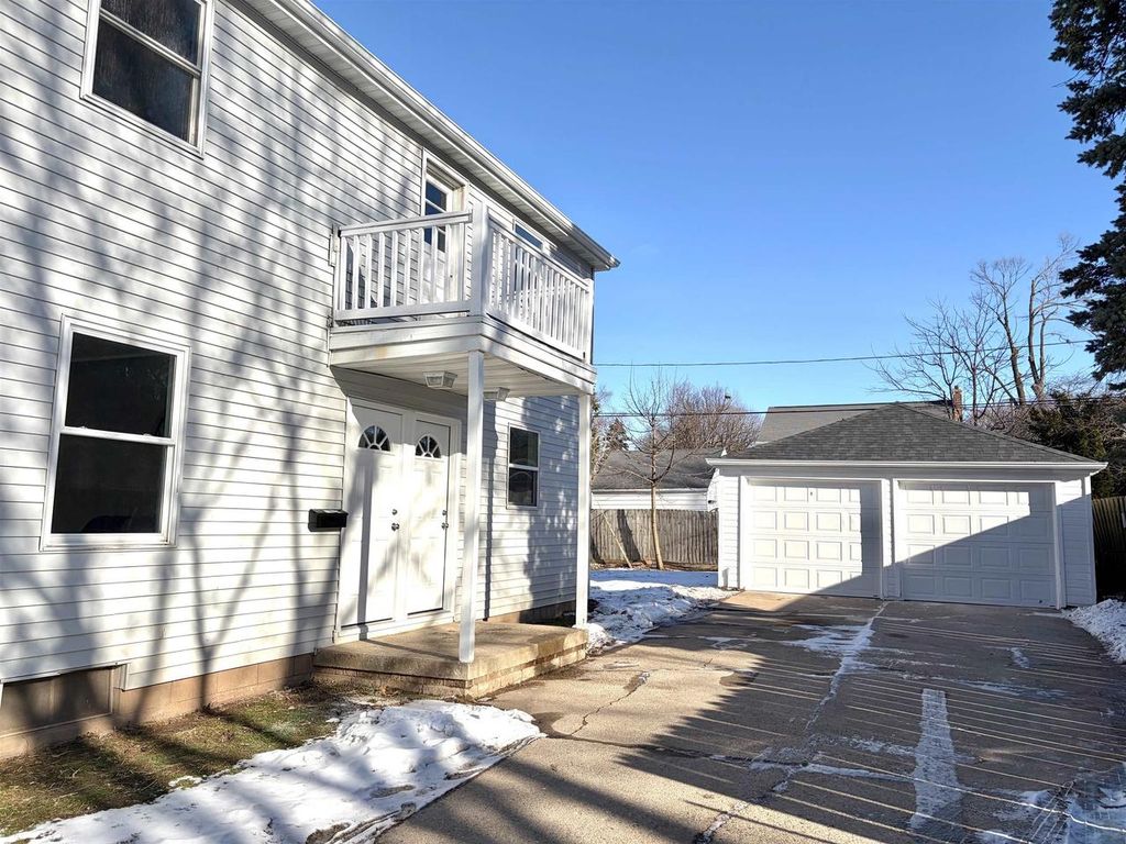 Photo of 338 River DRIVE, Appleton, WI 54915 (MLS # 50319842)