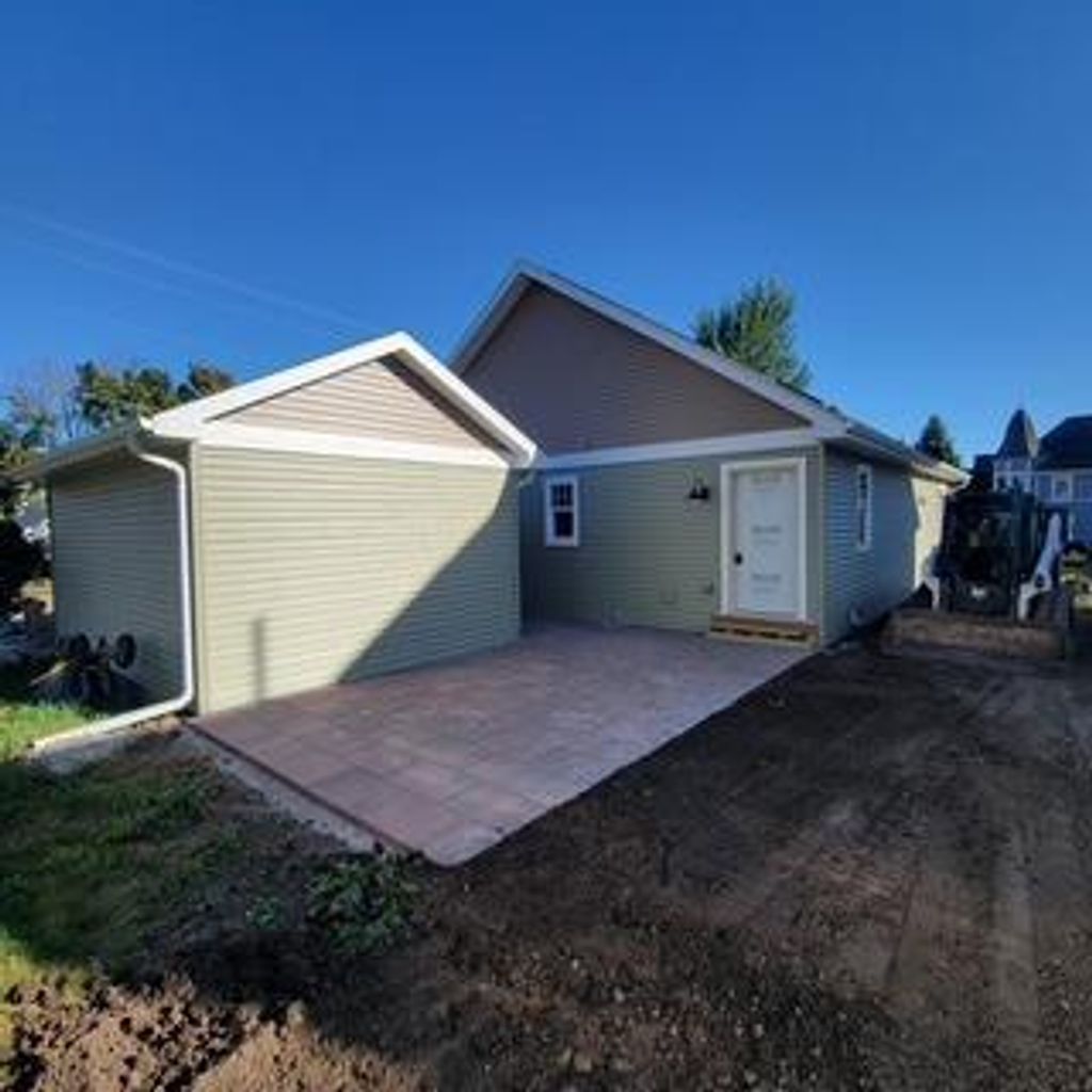 Photo of 400 N Center STREET, Beaver Dam, WI 53916 (MLS # 2014404)
