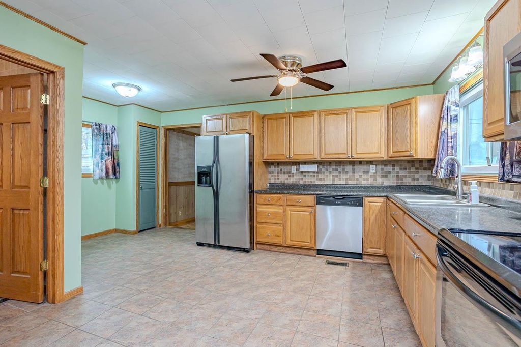 Photo of 701 N Cottage STREET, Merrill, WI 54452 (MLS # 22601712)