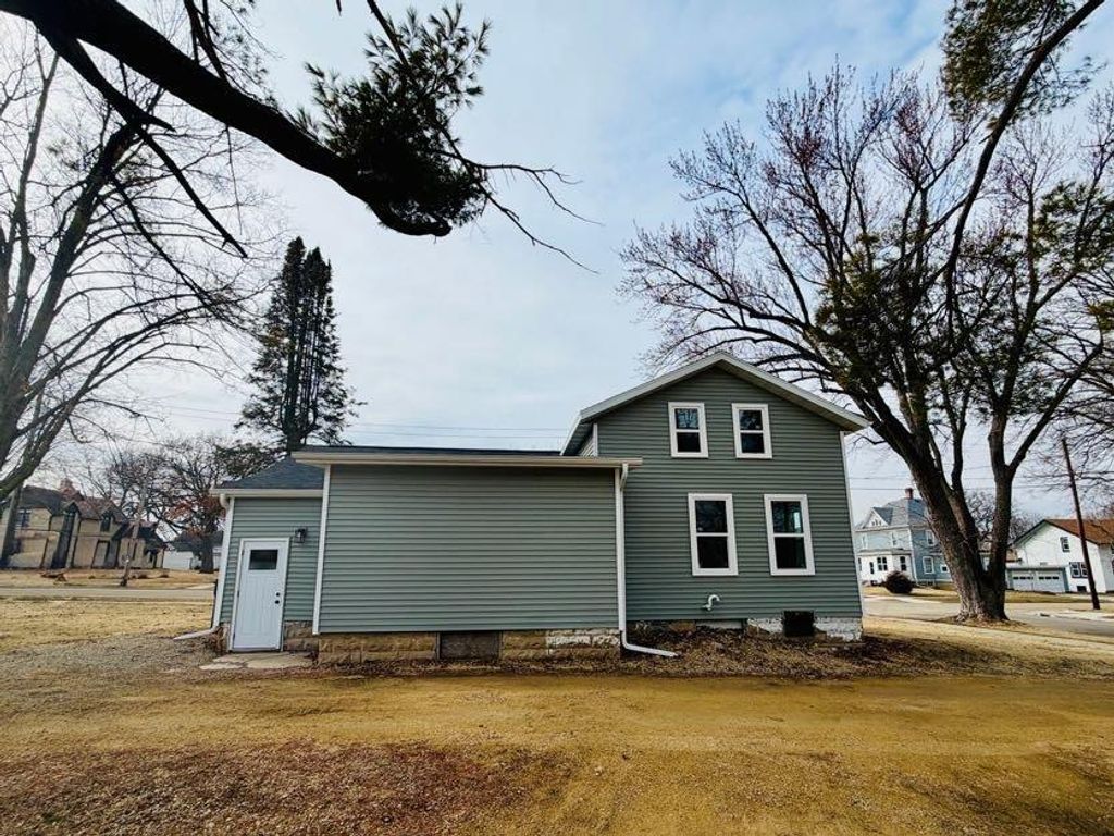 Photo of 1404 22nd AVENUE, Monroe, WI 53566 (MLS # 2017733)