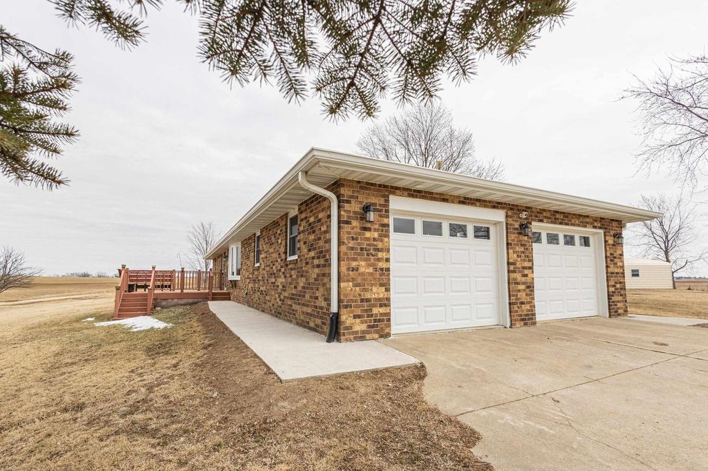 Photo of 1021 Fish Lane LANE, Hazel Green, WI 53811 (MLS # 2013569)