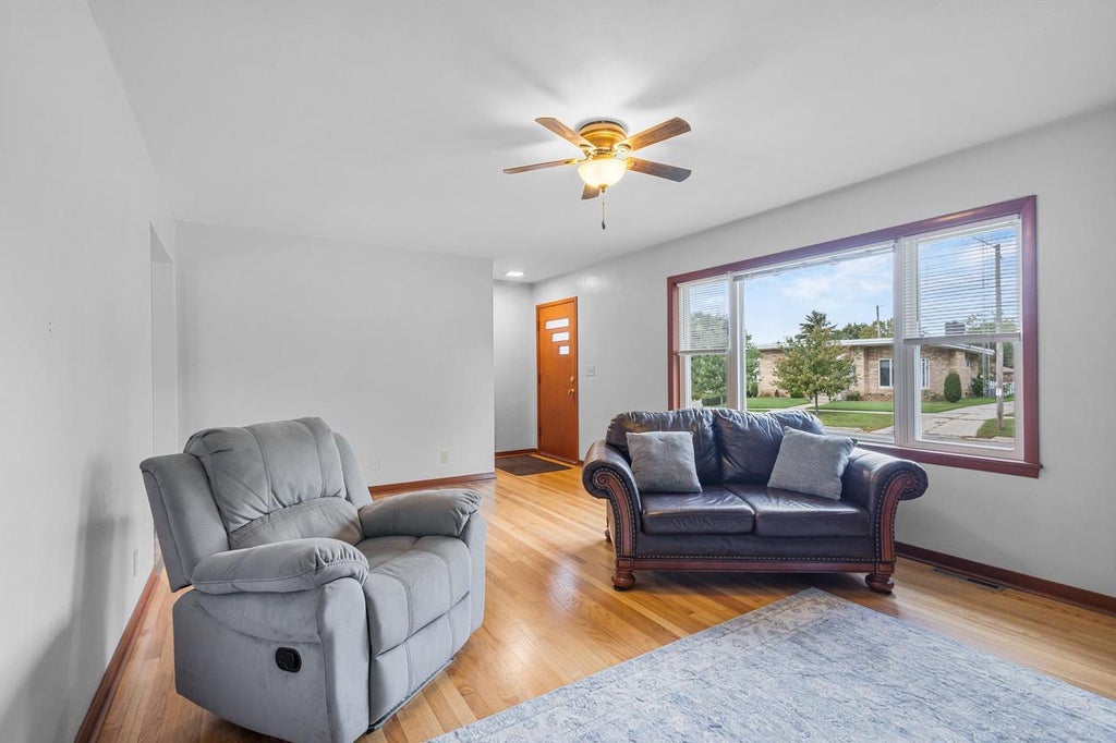 Photo of 422 E Howard STREET, Portage, WI 53901 (MLS # 2033489)