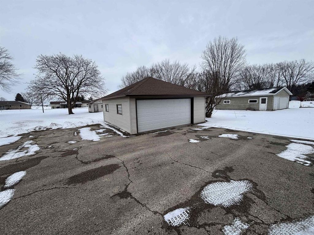 Photo of W3124 County Road Y, Lomira, WI 53048 (MLS # 50320905)