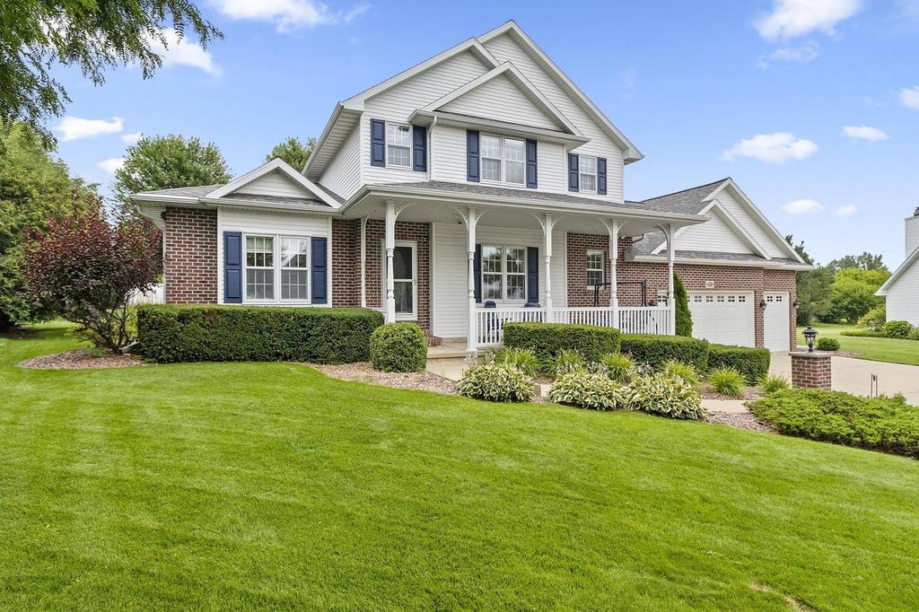 Photo of 1225 Livingston STREET, Green Bay, WI 54311 (MLS # 50330646)