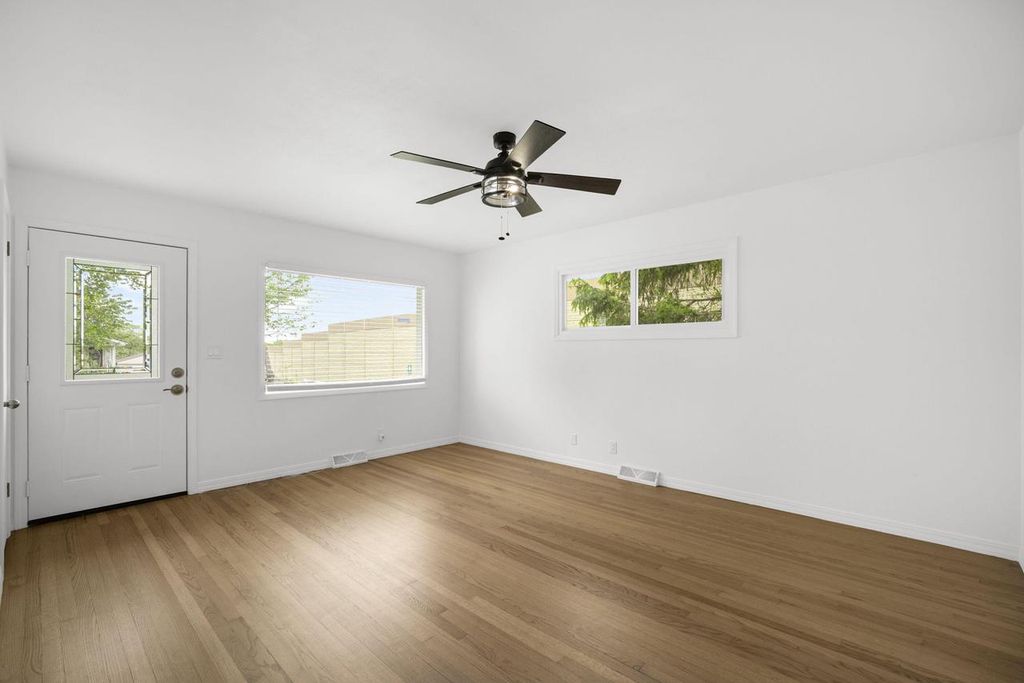 Photo of 4550 S 47th STREET, Greenfield, WI 53220 (MLS # 1963598)