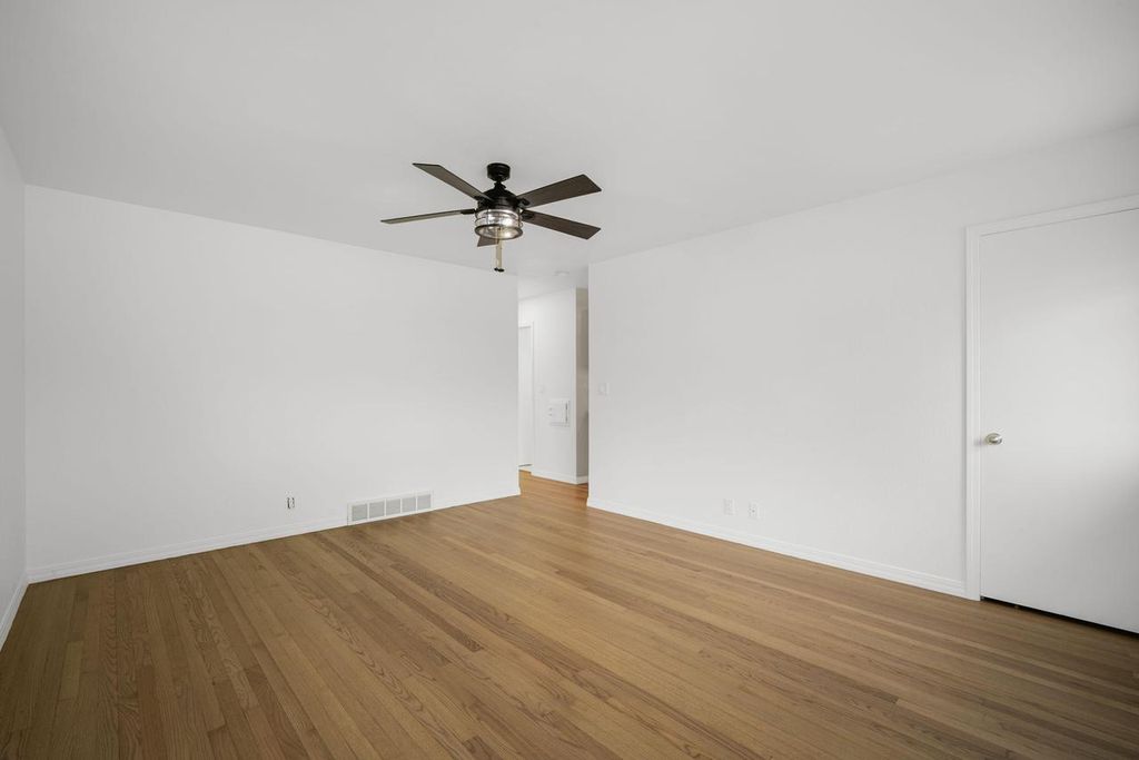 Photo of 4550 S 47th STREET, Greenfield, WI 53220 (MLS # 1963598)