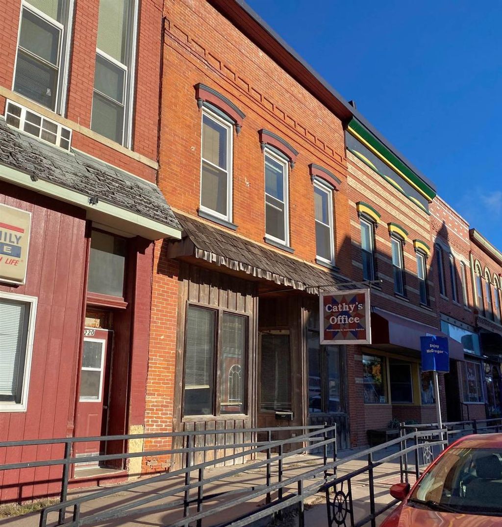 Photo of 1350 15th AVENUE, Union Grove, WI 53182 (MLS # 1945005)