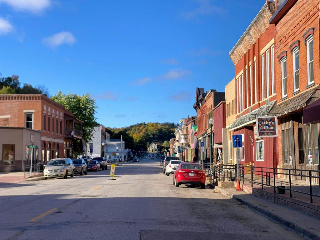 Photo of 1350 15th AVENUE, Union Grove, WI 53182 (MLS # 1945005)