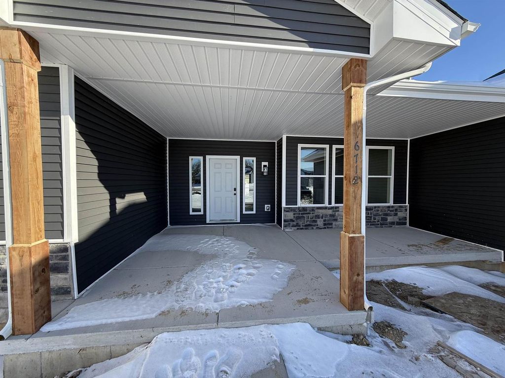 Photo of 6712 Honey Bee COURT, Deforest, WI 53532 (MLS # 2015628)