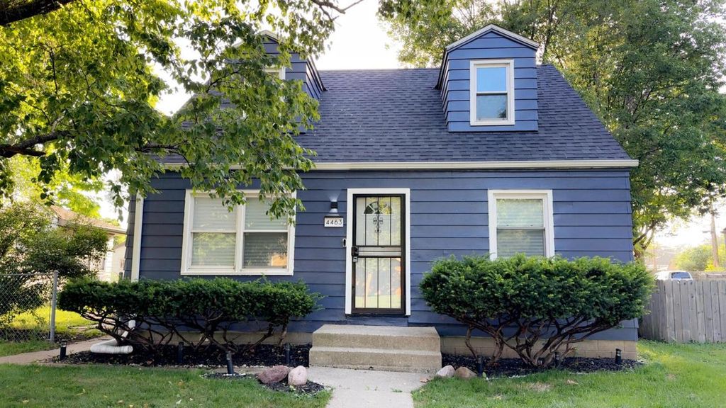 Photo of 4463 N 51st BOULEVARD, Milwaukee, WI 53218 (MLS # 1941990)