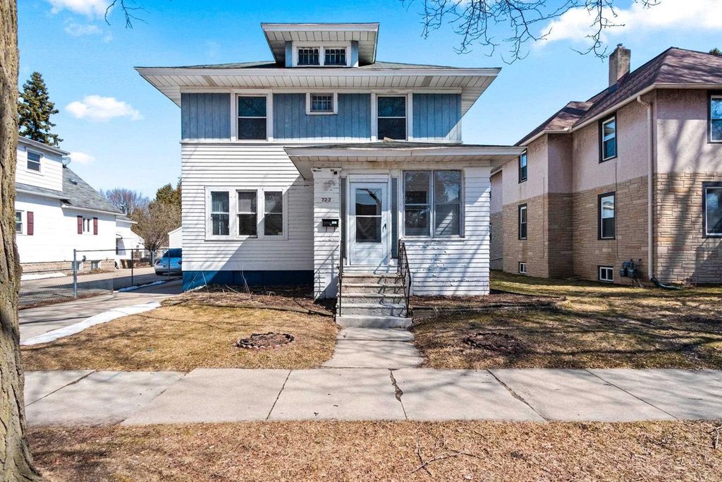 Photo of 722 Bond STREET, Green Bay, WI 54303 (MLS # 50322920)