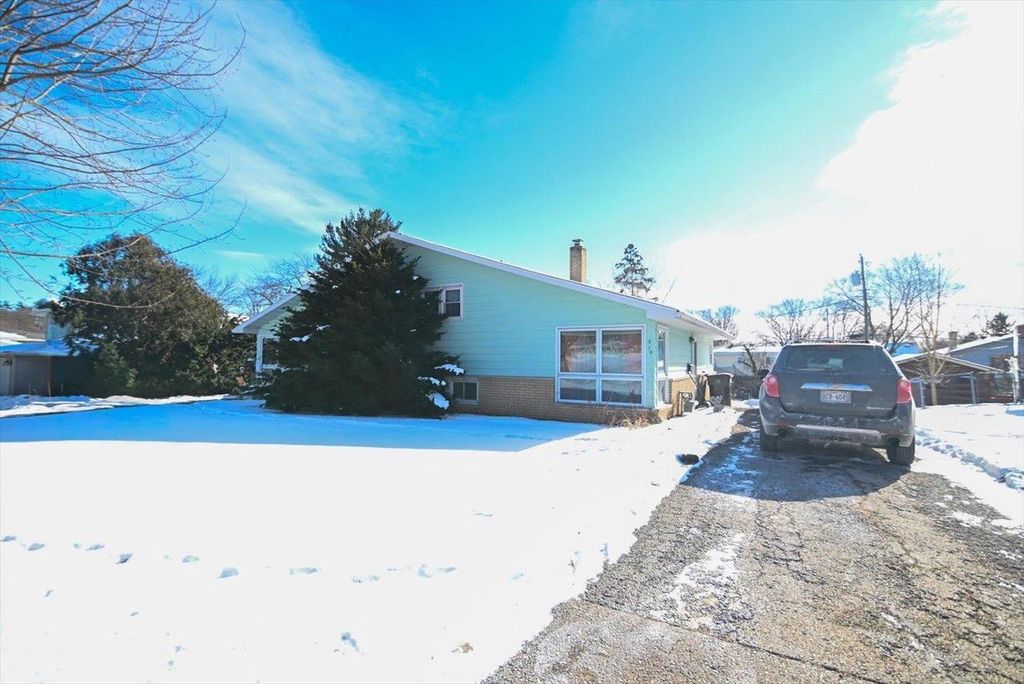 Photo of 308-310 Owen ROAD, Monona, WI 53716 (MLS # 2016043)