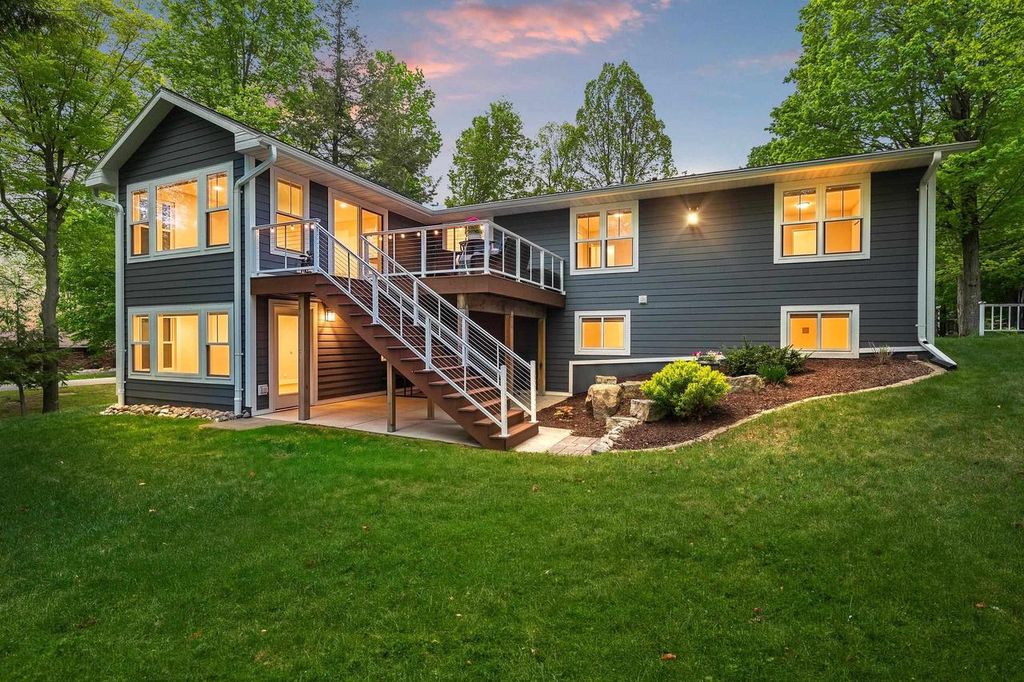 Photo of 9494 N Kelly Lake ROAD, Suring, WI 54174 (MLS # 50325944)