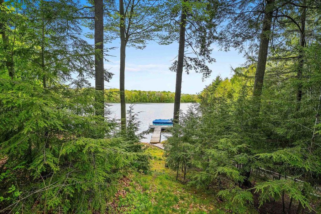 Photo of 9494 N Kelly Lake ROAD, Suring, WI 54174 (MLS # 50325944)